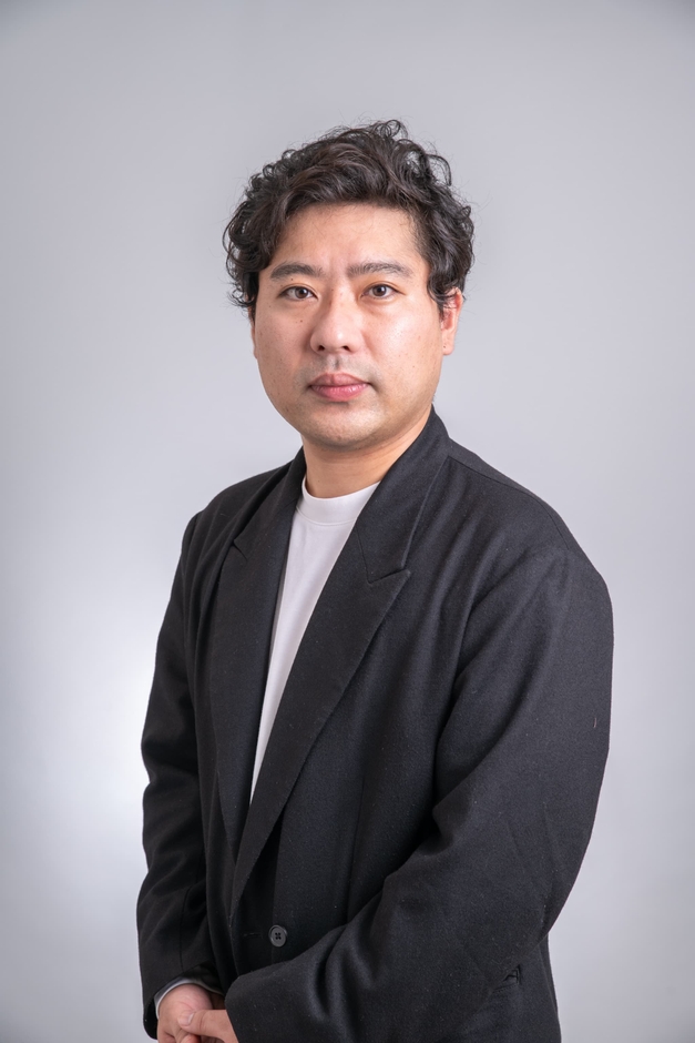 建設ドットウェブ 営業本部 販売事業部長　中谷 浩太郎