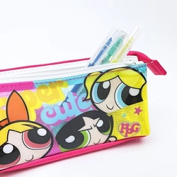 パワーパフガールズのケース。ガールズのお茶目な姿に元気がでるデザインです。