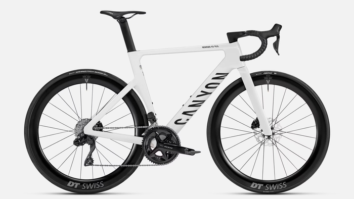 Aeroad CF SLX 7 DI2  新価格　599,000円　旧価格　739,000円（いずれも税込）