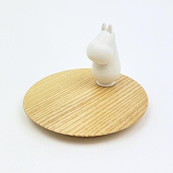ムーミンのナチュラルな雰囲気のインテリア【アクセサリースタンド】。シンプルなシェイプで北欧感あるおしゃれなアイテムです。