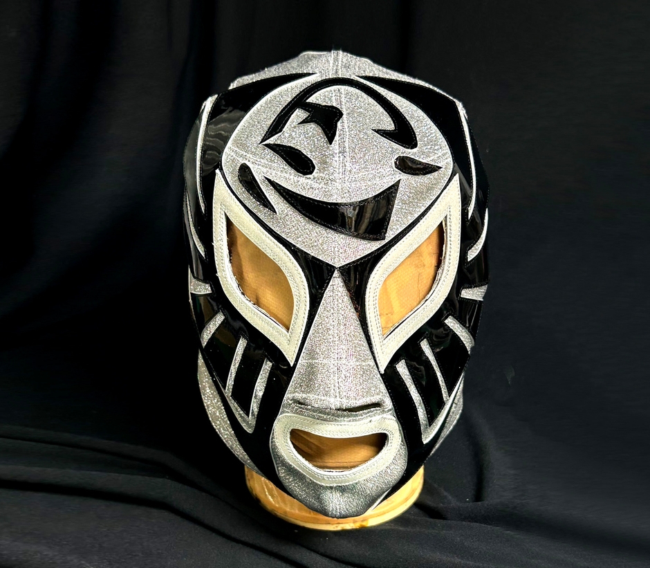 KONDO SHOES製　ザ・コブラ　レプリカマスク(1985年ハワイ遠征、1986年ニューヨーク遠征モデル)　(C)Lighthouse Entertainment