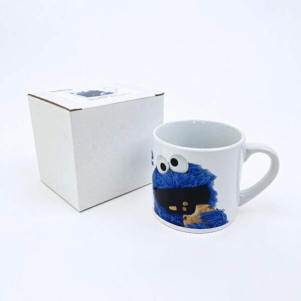 セサミふわふわマグ