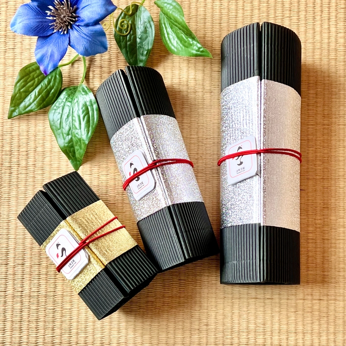 芸妓さんをイメージした外側パッケージ