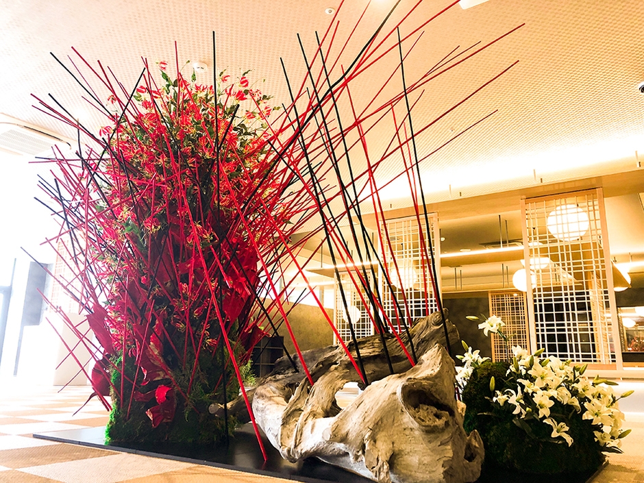 ラクエン　華道家大谷美香