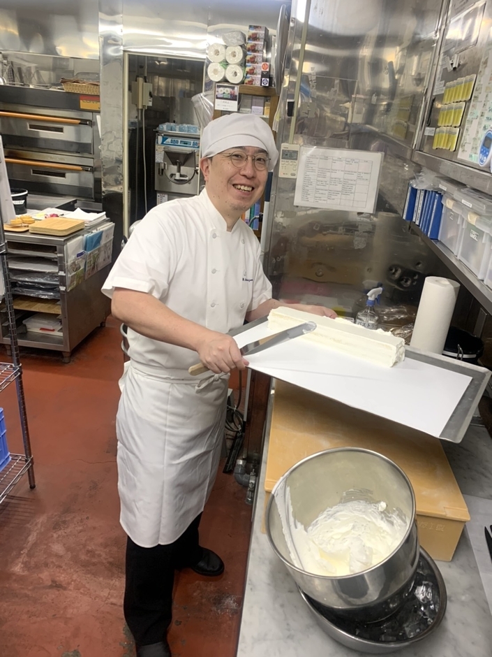 「ホテル軽井沢エレガンス」　オーナーシェフパティシエ 高見澤 充氏