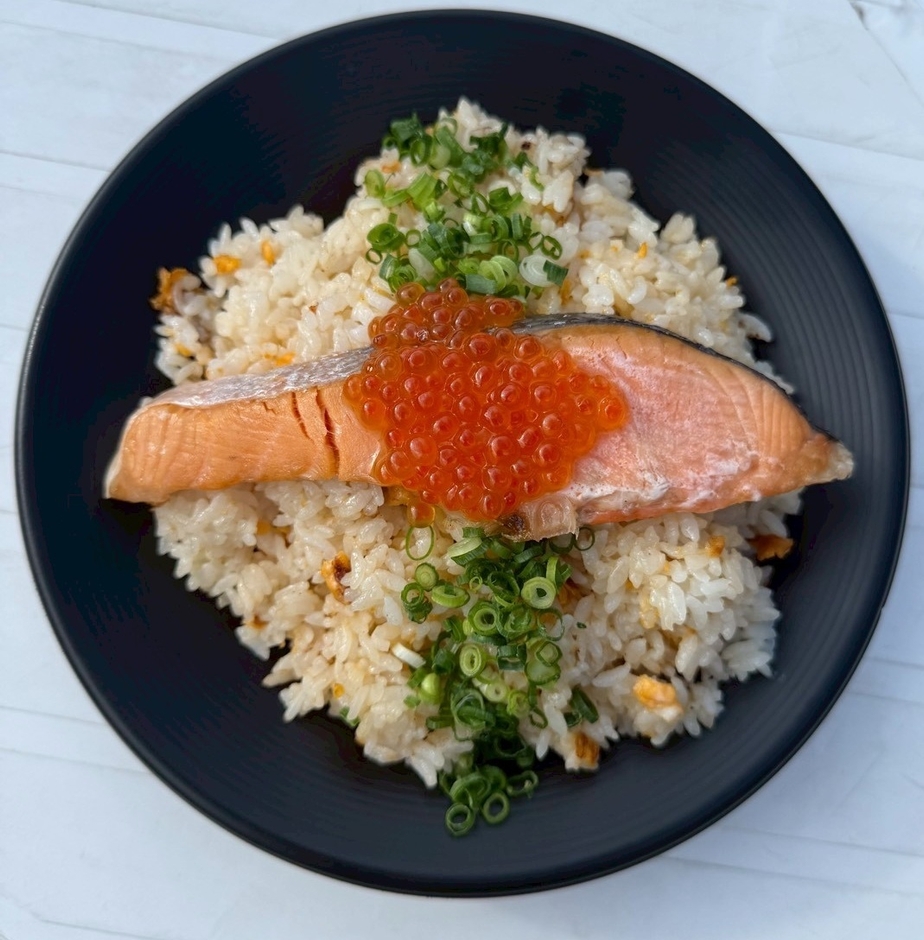 特盛鮭チャーハン