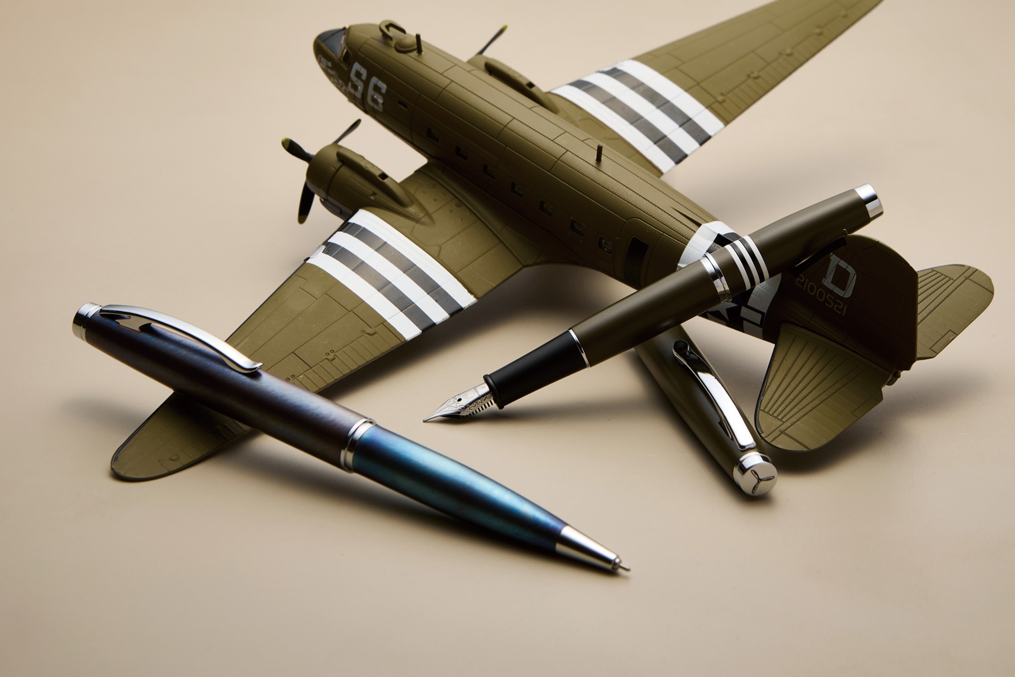 【C-47 ダコタがモチーフ】流線形の機能美を再現した万年筆とゲルペンを6月19日（木）新発売！MONTEVERDE（モンテベルデ）「DAKOTA（ダコタ）」