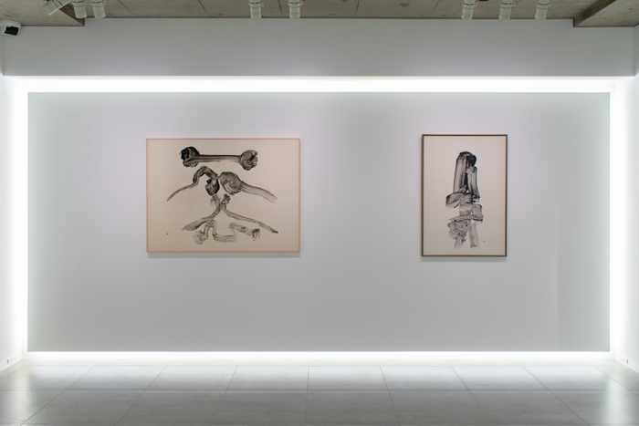 比田井南谷 左) Work 64-A (1964) 右) Work 79-5 (1979)