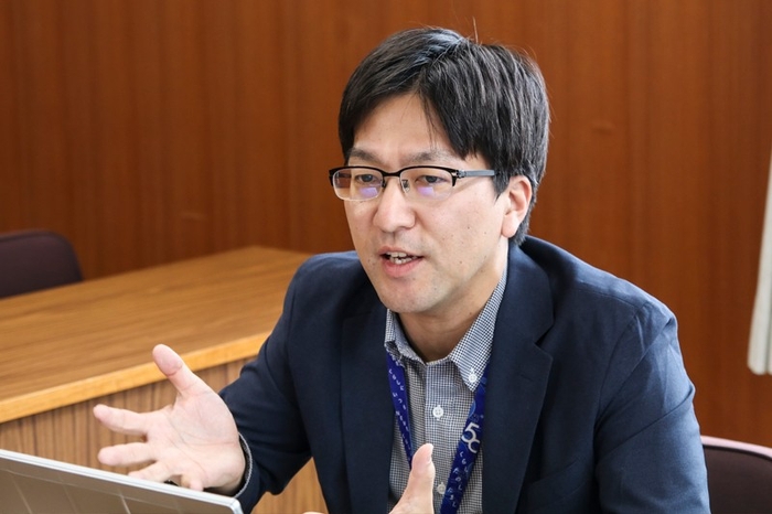 多摩市役所 市民経済部 経済観光課 商工観光担当 武井 淳氏