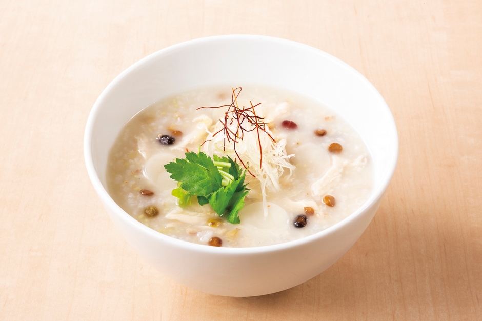 粥餐庁「五穀の生姜サムゲタンかゆ」