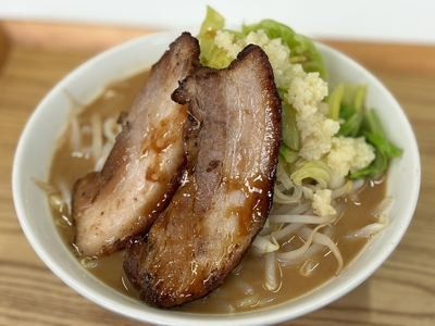 肉山ラーメン