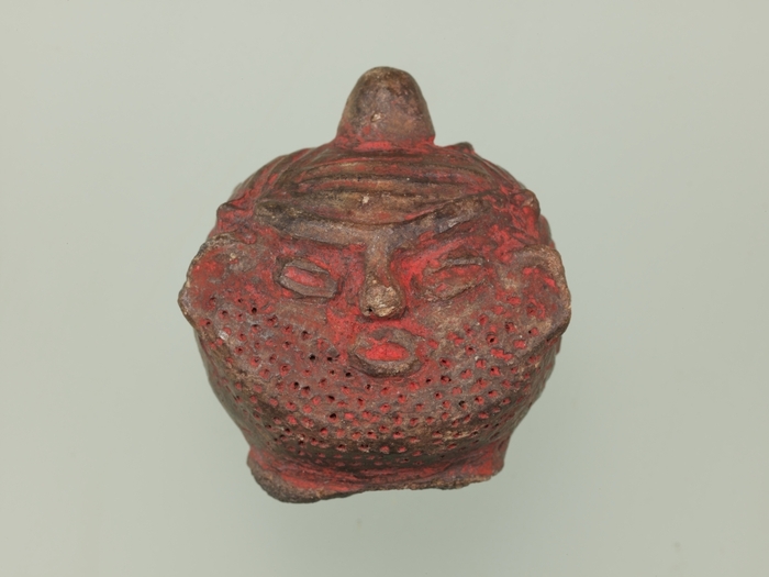 土偶頭部 縄文時代(後期)・前2000~前1000年 千葉県銚子市 余山貝塚出土 吉野長太郎氏寄贈 東京国立博物館蔵(千葉県立中央博物館で展示予定)