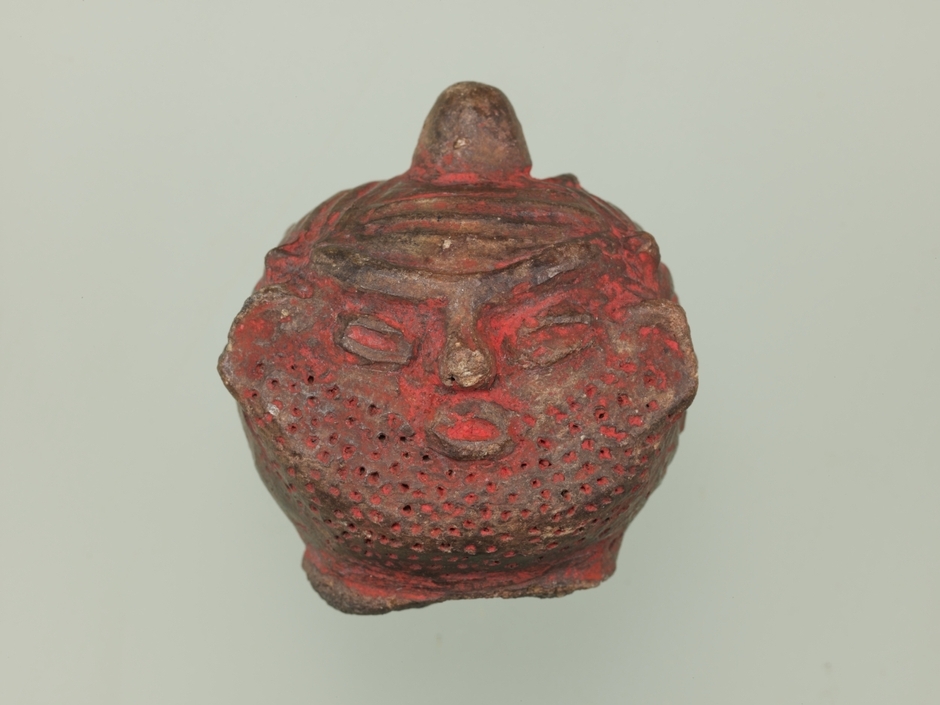 土偶頭部 縄文時代(後期)・前2000~前1000年 千葉県銚子市 余山貝塚出土 吉野長太郎氏寄贈 東京国立博物館蔵(千葉県立中央博物館で展示予定)