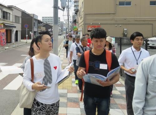 今年9月に行われた、まちあるきの様子