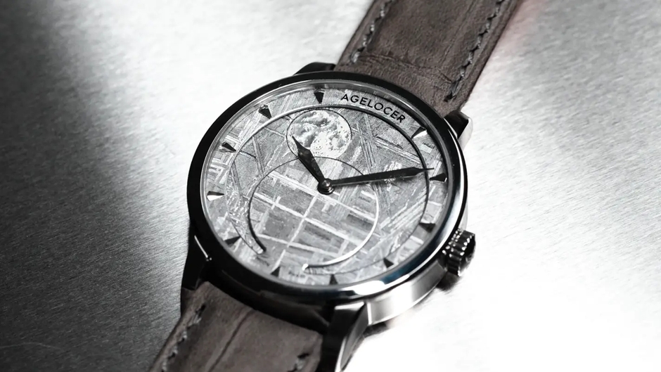 重厚感と耐久性を兼ね備えた316Lステンレススチールケース