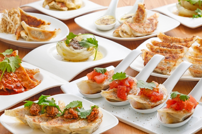 ISOGAMI 餃子バル TOMAKOのヴィーガン餃子各種