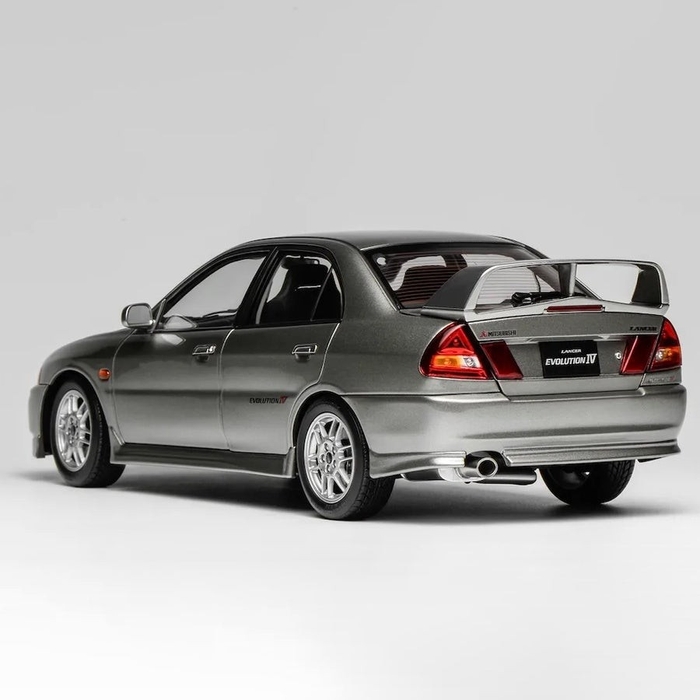 モーターヘリックス 1/18スケール M84001 三菱 Lancer Evolution IV ランサーエボリューション EVO Ⅳ Steel Silver Metallic
