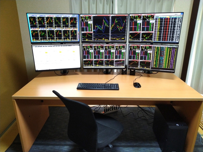 6画面 設置写真