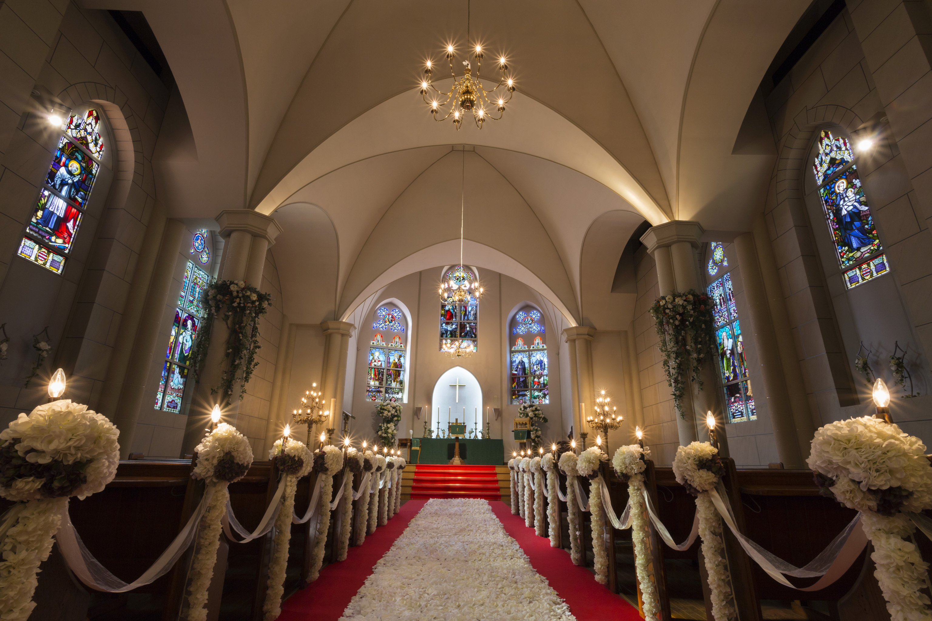 アンティークな大聖堂も使用可能