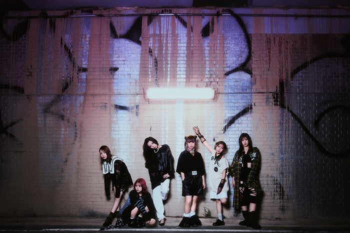 jdMNLbWTd251A884lUr9