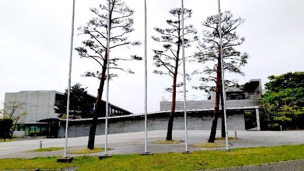 多摩市の企業誘致条例で多摩市に立地した事業所例　SCSK株式会社（2007年）（画像提供：SCSK株式会社）