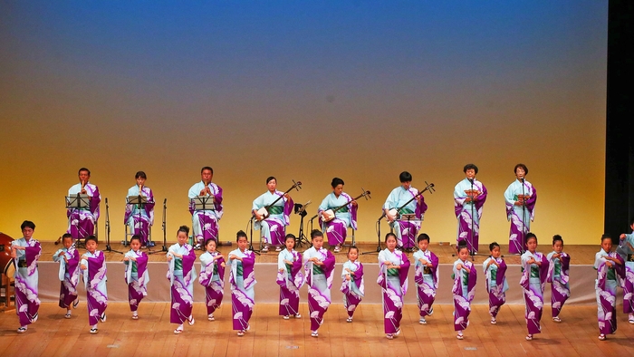 津久見扇子踊り 若葉会