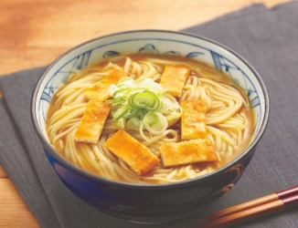 かつおの水揚げ量日本一 焼津で鰹節屋のカレーうどんつゆ発売 　粉末＆エキスで旨みあるダシ感＆スパイス11種使用の本格派