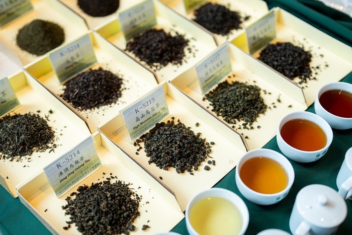 台祥茶葉-お茶飲み比べ