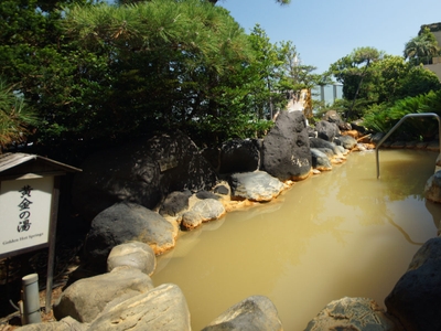 源泉掛け流し露天風呂