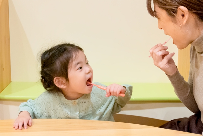 パパ、ママが寄り添って、お子様と一緒にトレーニングするのがおすすめ