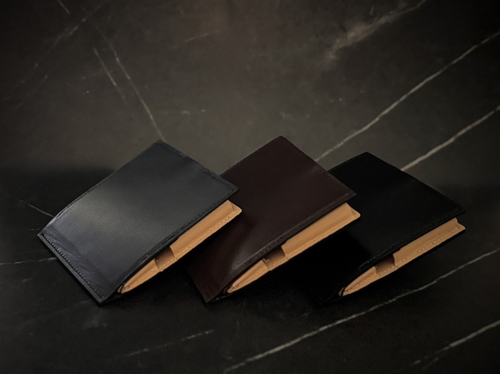 スタイリッシュな3色