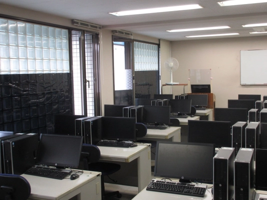 IT系専門学校、コロナ禍予防策で「教育環境整備」報告　 ～三密回避に係る校舎内環境整備でクラスター発生回避～