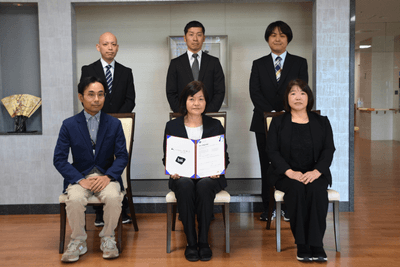 授与式の写真（２）BSI評価証明書が発行された、福寿会グループ4施設の皆さま