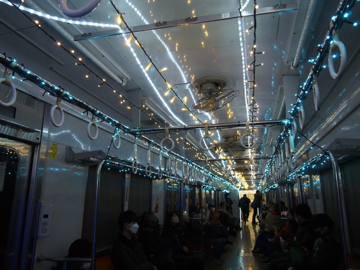 過去のイルミネーション列車の様子