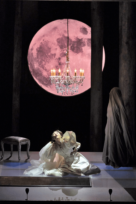 オペラ『ルチア~あるいはある花嫁の悲劇~』（ルチア：高橋維）　撮影：三枝近志