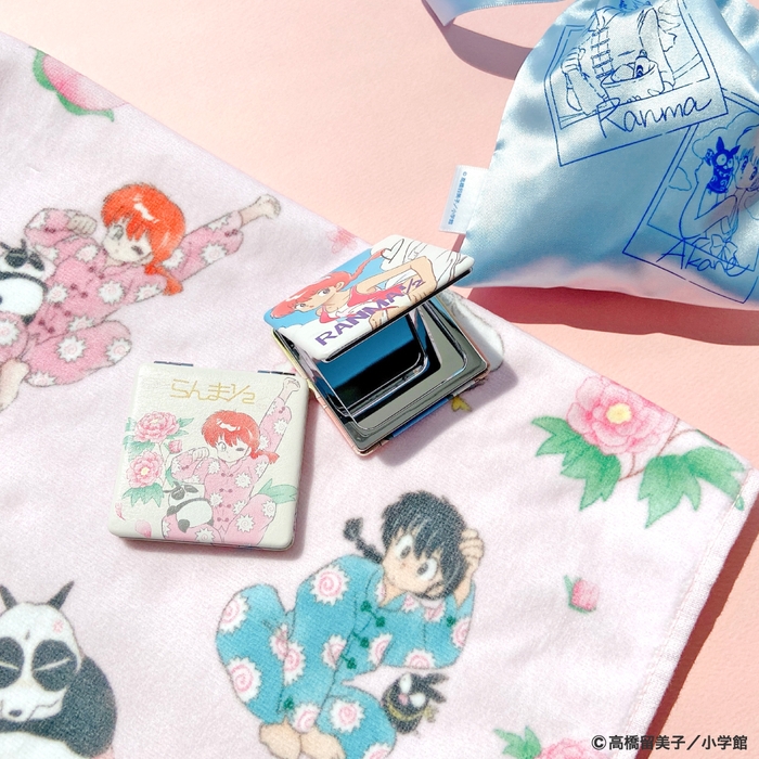 コンパクトミラー ¥1,100(税込)