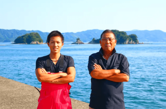 左:荒木 俊慶・右:荒木 章政