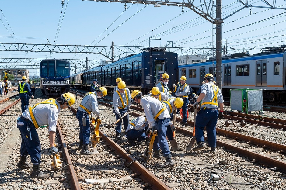 「異常時総合訓練(2023年度)」 損傷箇所の早期復旧訓練の様子