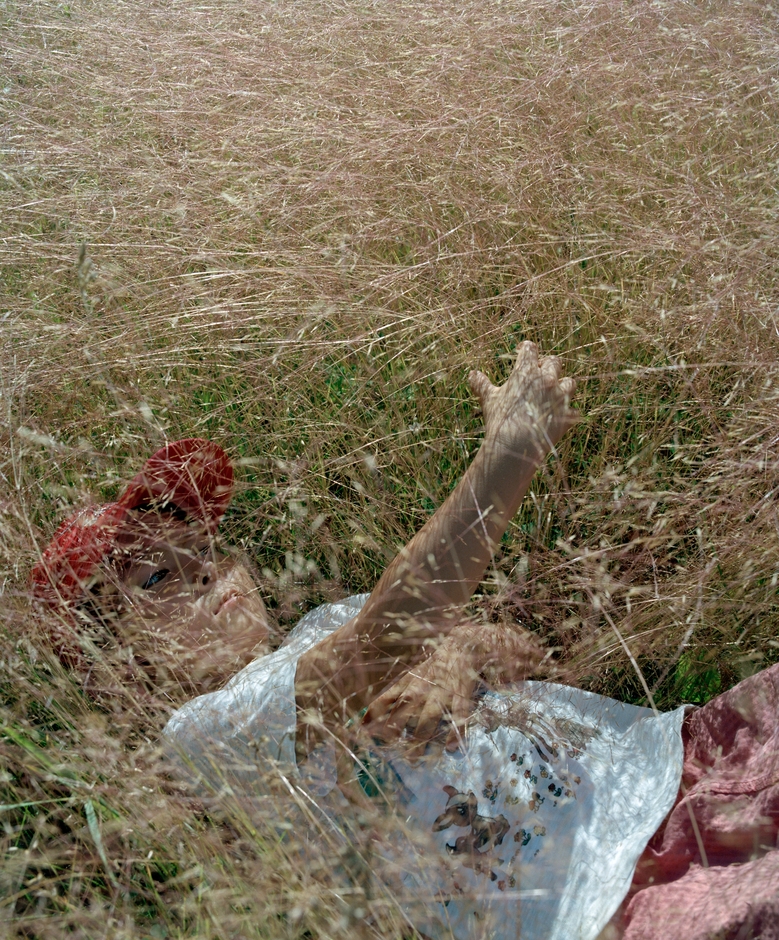 「ひつじの時刻、北風、晴れ」より from the series "Hour of the Sheep, North Wind, Sunny" 2018