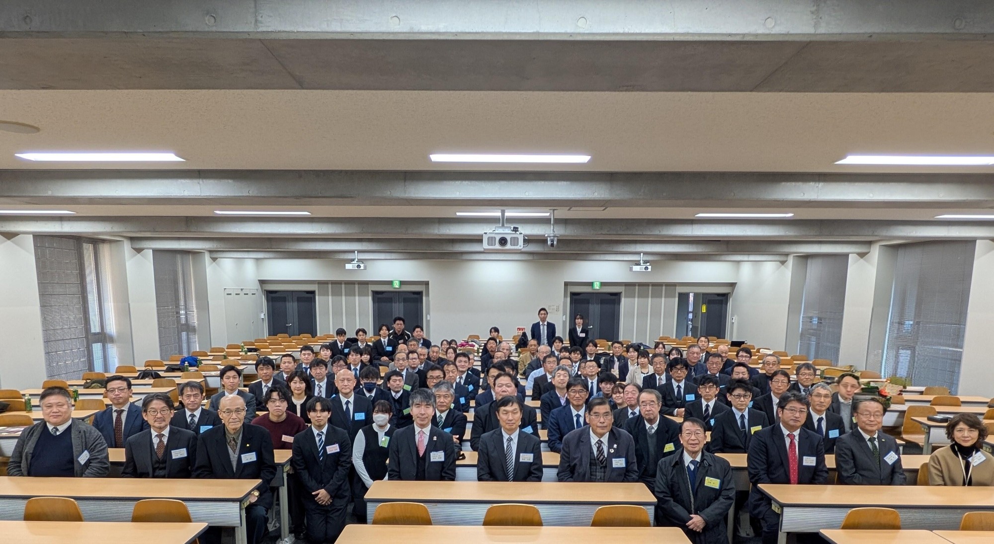 【名城大学】「第11回卒業生教員交流会」を6年ぶりに開催し、約80名が参加