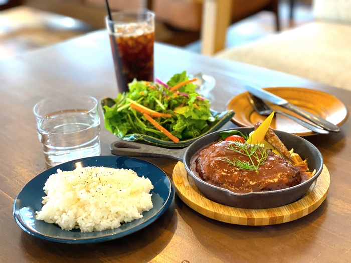 夏ランチメニュー(霧降高原牛ハンバーグステーキ)