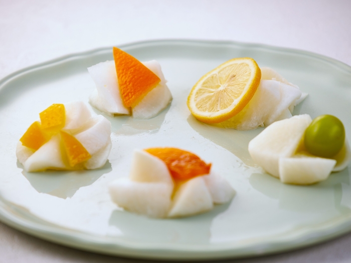 果実の旬に合わせた漬物が季節ごとに登場