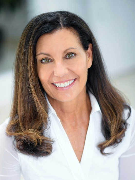 Organic Spa Magazine社 代表 Beverly Maloney-Fischback