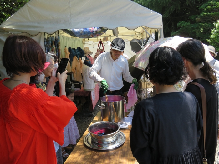 染物体験①（過去開催の様子）