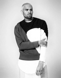 Chris Brown （クリス・ブラウン）がNEIL BARRETT（ニール・バレット）を着用