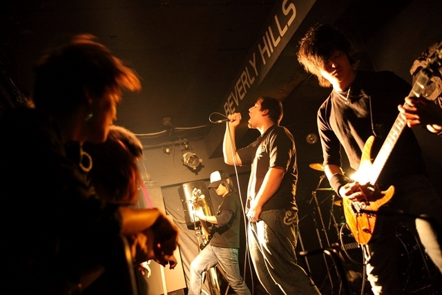 バンドライブ