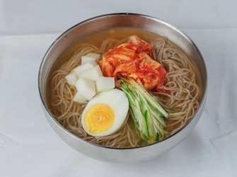 【韓国ダイニングまにぽぽ】爽やかに夏を満喫する限定メニュー　冷麺と韓国料理が進むお酒 提供開始