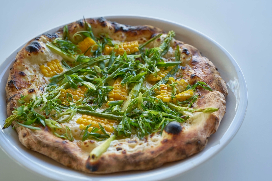 深谷野菜を使ったオリジナルピザ