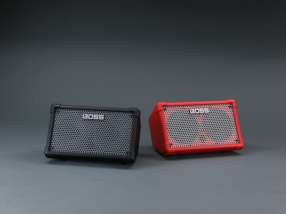 『CUBE Street II』 ブラック(左)とレッド(右)