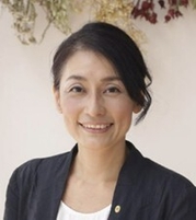 代表　長橋 知世